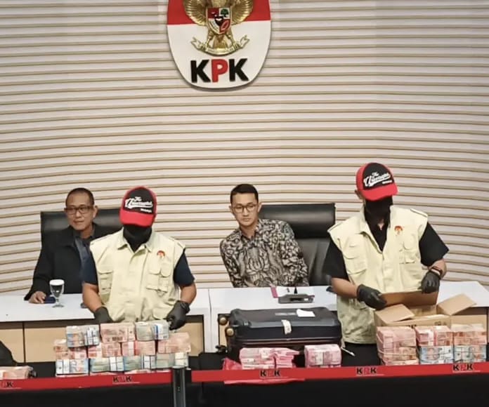 KPK Tetapkan 4 Tersangka OTT Pemalang, Bupati Anom hingga Oknum Internal KPK Dijerat