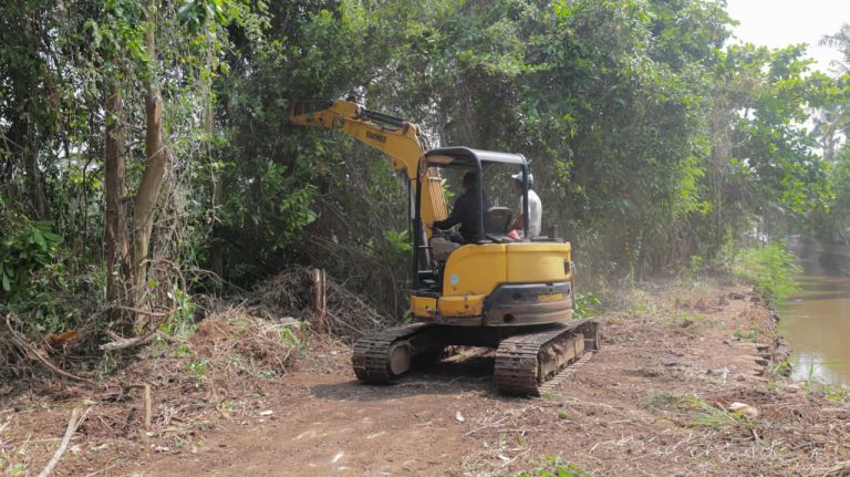 Pemkot Tangsel Keruk Sungai Ciputat untuk Kurangi Risiko Banjir di Sejumlah Wilayah
