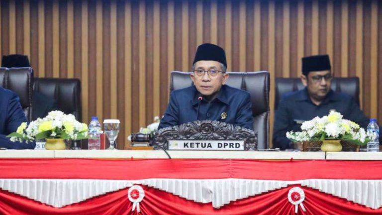 DPRD Kota Bandung Setujui Raperda Pertanggungjawaban APBD 2025, Farhan Tegaskan Komitmen Perbaiki Tata Kelola