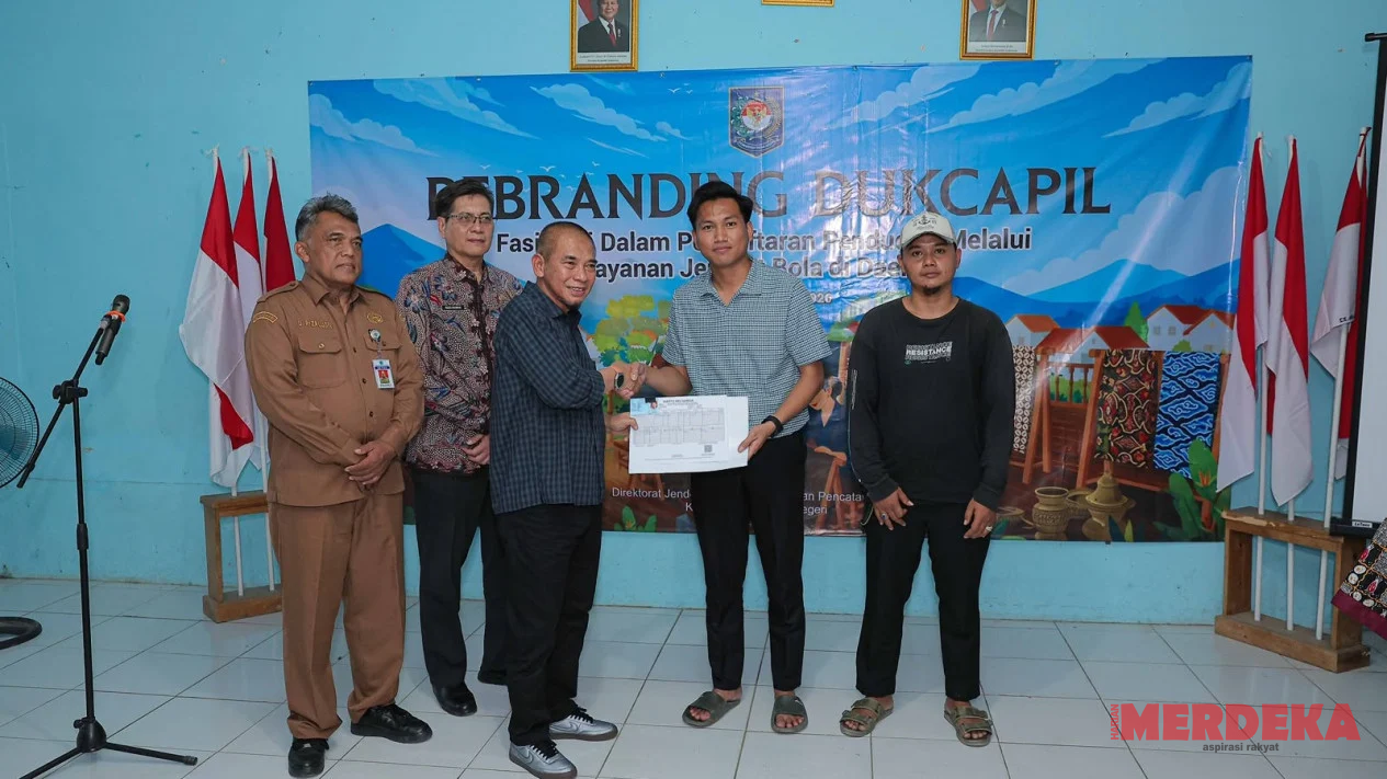 DPR Soroti Data Bansos Tak Tepat Sasaran, Warga Berhak Justru Tak Terdaftar
