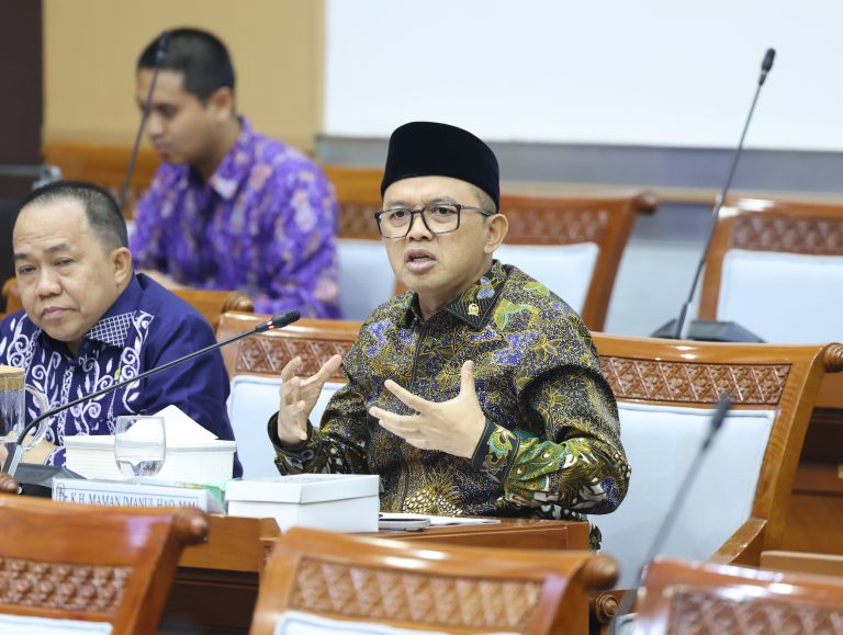 Maman Soroti Anak dalam Promosi Vape, Pengawasan Konten Digital Diminta Diperkuat