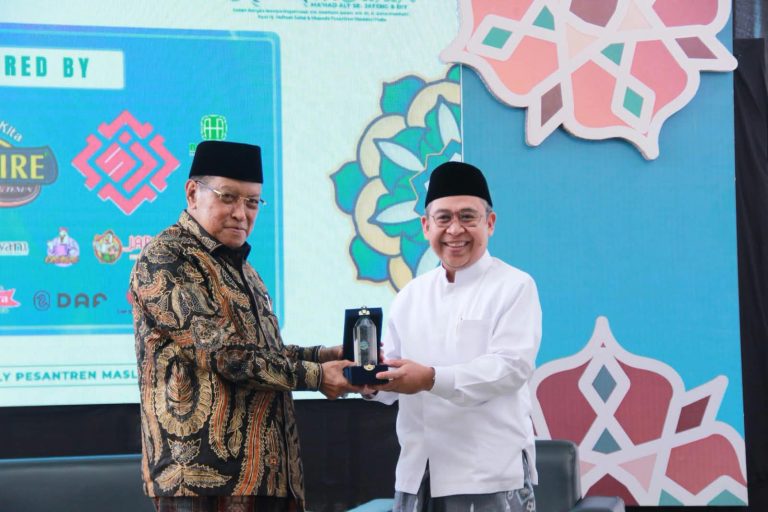KH Said Aqil Dorong Gus Rozin Maju Ketum PBNU, Bawa Visi NU sebagai Shodiqul Hukumah