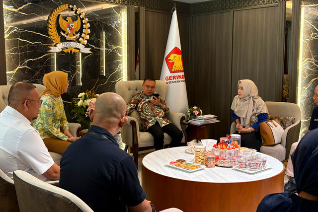 Temui Serikat Pekerja PT Pos, Sufmi Dasco Pastikan Kepastian Gaji 1 September Tuntas Minggu Ini