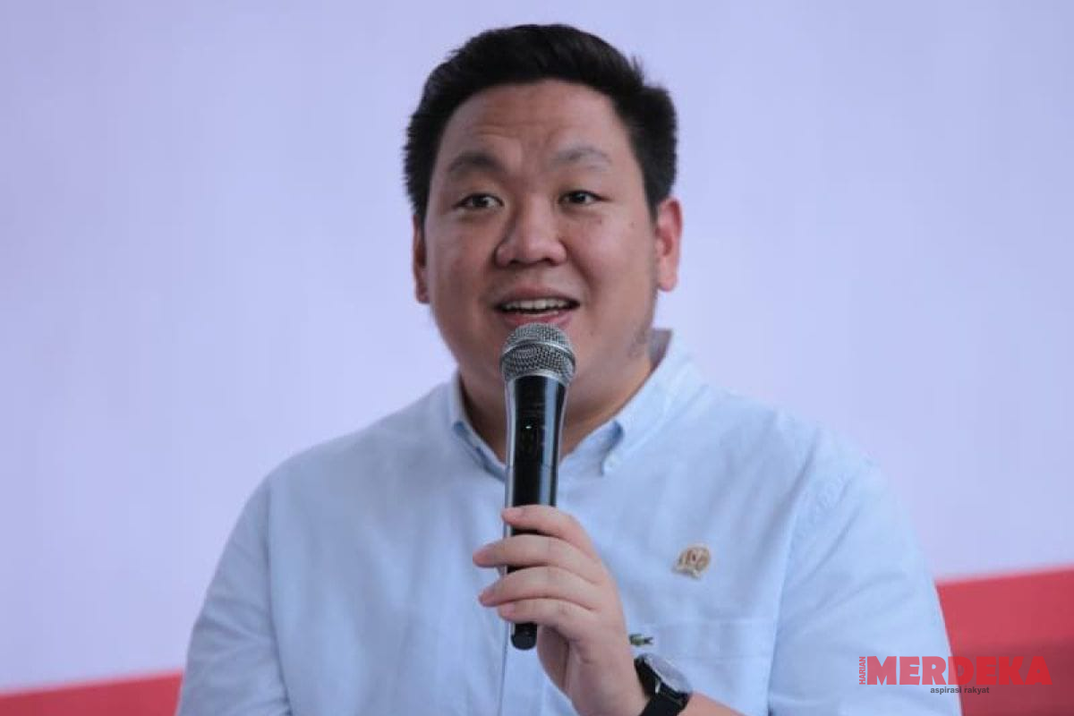 Kritik Pelatihan Ekstrem Calon Pegawai BPJS Ketenagakerjaan, Charles Honoris Ingatkan Risiko Fatal