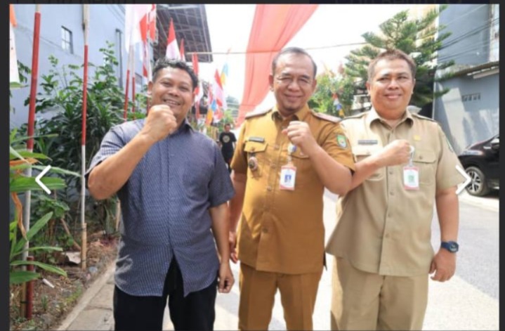 Warga Cipondoh Bentangkan Bendera Merah Putih 400 Meter, Semarakkan HUT Ke-81 RI