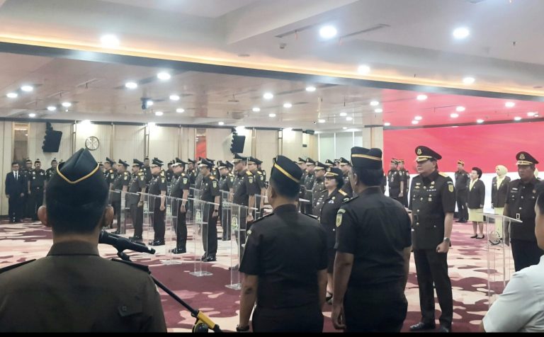 Jaksa Agung Sanitiar Burhanuddin Lantik Puluhan Pejabat Eselon II dan Sejumlah Kepala Kejaksaan Tinggi