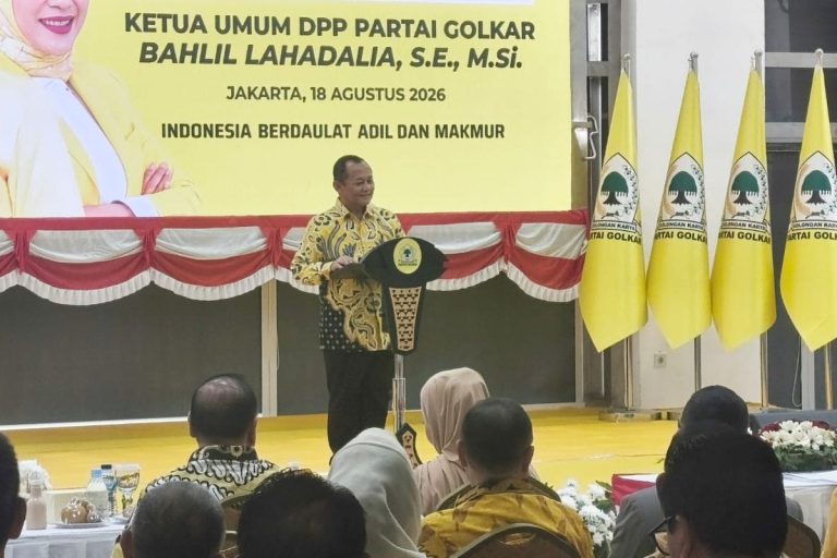 Sekjen Golkar Minta Seluruh Kader Totalitas Dukung dan Sukseskan Program Prabowo-Gibran