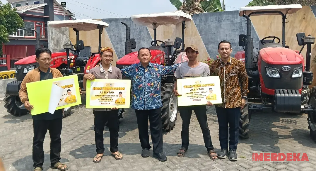 Serap Aspirasi Petani Blitar, Anggota DPR M Sarmuji Salurkan Bantuan Traktor Roda Empat