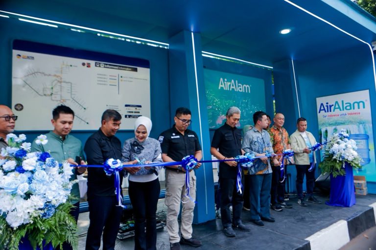 Gandeng Swasta Tanpa APBD, Pemkot Bogor Resmikan Halte Ikonik Air Alam di Jalan Pajajaran