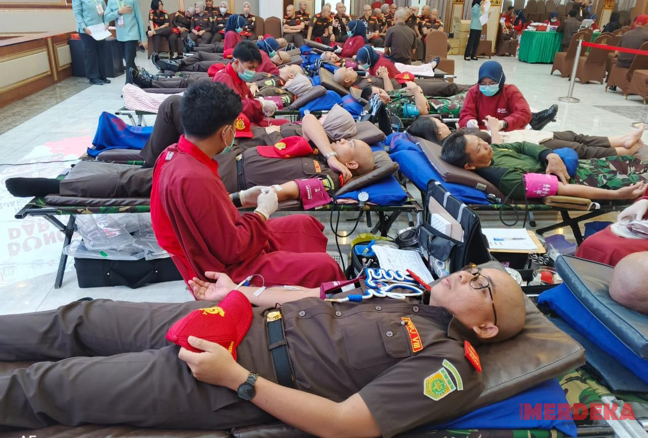Sambut Harlah ke-81, Kejaksaan Agung Gelar Aksi Donor Darah Bertema “Kita Sehat Mereka Selamat”
