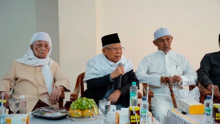 Kiai Sepuh NU di Lirboyo Minta Pemerintah Tak Intervensi Muktamar ke-35