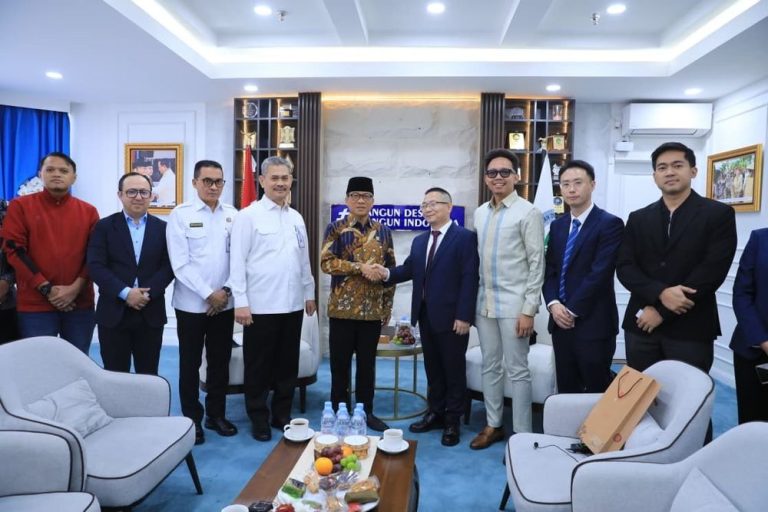 Mendes Yandri Siapkan Kolaborasi dengan New Hope Fintech untuk Pembiayaan BUM Desa
