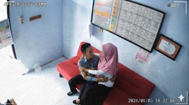 CCTV Bongkar Dugaan Perselingkuhan Kepala Sekolah dan Guru, Disdik Pekalongan Ambil Tindakan