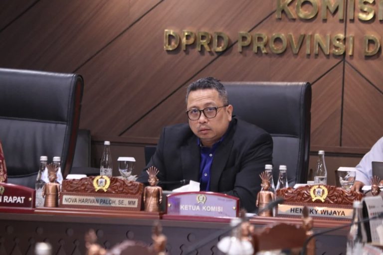 Nova Paloh Dorong Seluruh Pelajar Jakarta Naik Transportasi Umum Gratis, dari Transjakarta hingga MRT