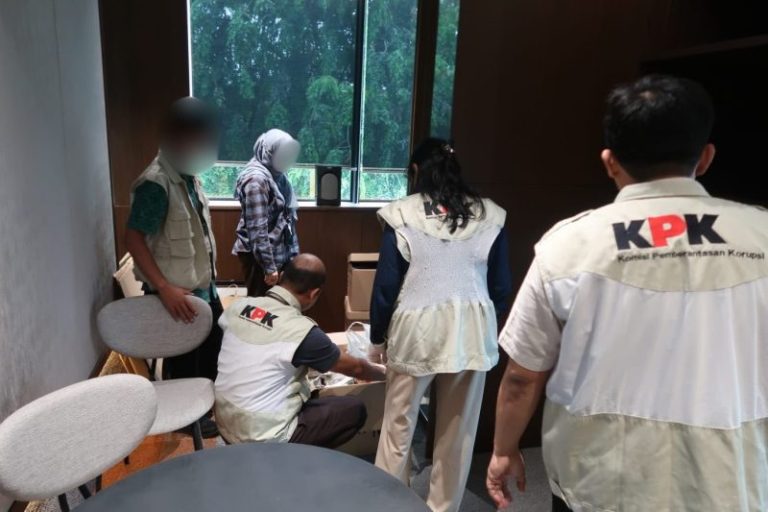 Kasus Suap HGB, KPK Geledah Rumah Dirjen ATR/BPN Lampri di Bekasi