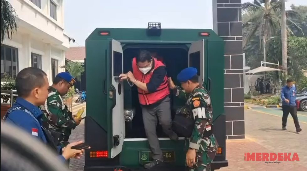 Kerugian Negara Rp4 Triliun, Kejagung Serahkan 5 Tersangka Korupsi IUP Bauksit PT QSS