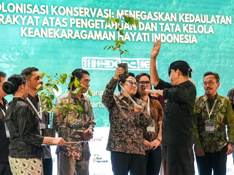Menko Muhaimin Iskandar Desak DPR RI Segera Sahkan RUU Masyarakat Adat