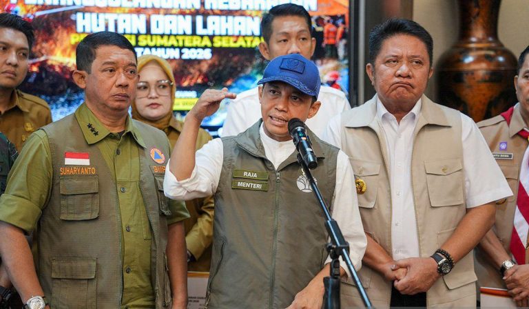 Menhut Raja Juli Tegaskan 6 Korporasi Karhutla di Kalimantan Masuk Proses Pencabutan Izin
