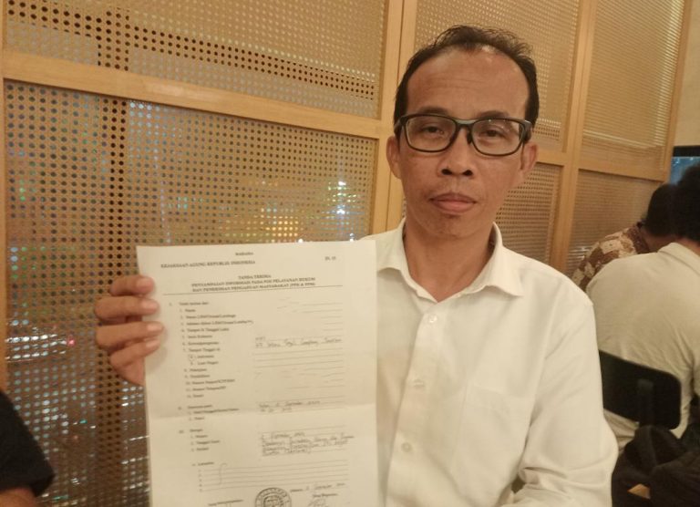 Warga Didampingi Advokat Mengadukan Kasus PT Genesis ke Kejagung