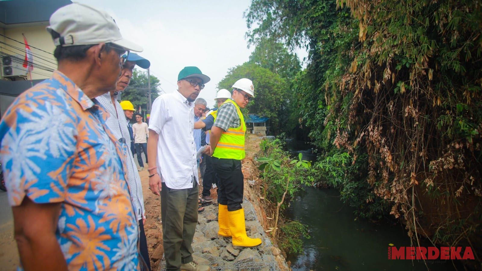 Pilar Tinjau Langsung Pembangunan Turap di 3 Wilayah di Tangsel