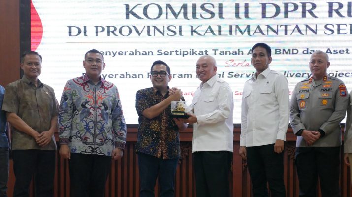 Komisi II DPR RI Kawal Program Strategis Presiden, Ribuan Aset Daerah di Kalsel Resmi Disertifikasi
