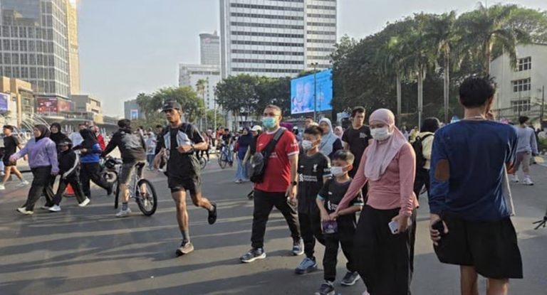 Abu Anak Krakatau Capai Jakarta, DLH Imbau Warga Batasi Aktivitas Luar