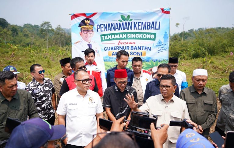 Panen Raya Singkong, Gubernur Andra Soni & Arif Rahman Komitmen Sejahterakan Petani