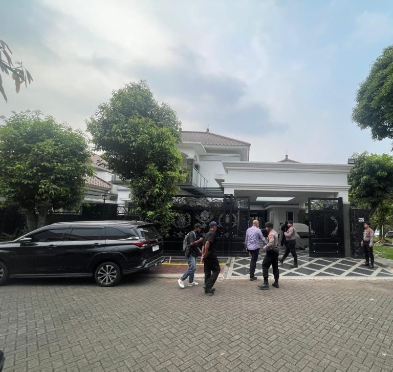 KPK Geledah Rumah Mewah di Cibubur, Kasus Bupati Bekasi Masuk Babak Baru