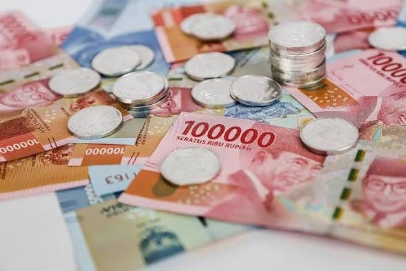 Rupiah Tertekan Konflik AS-Iran, Harga Minyak Melonjak dan Beban Subsidi Energi Mengintai APBN