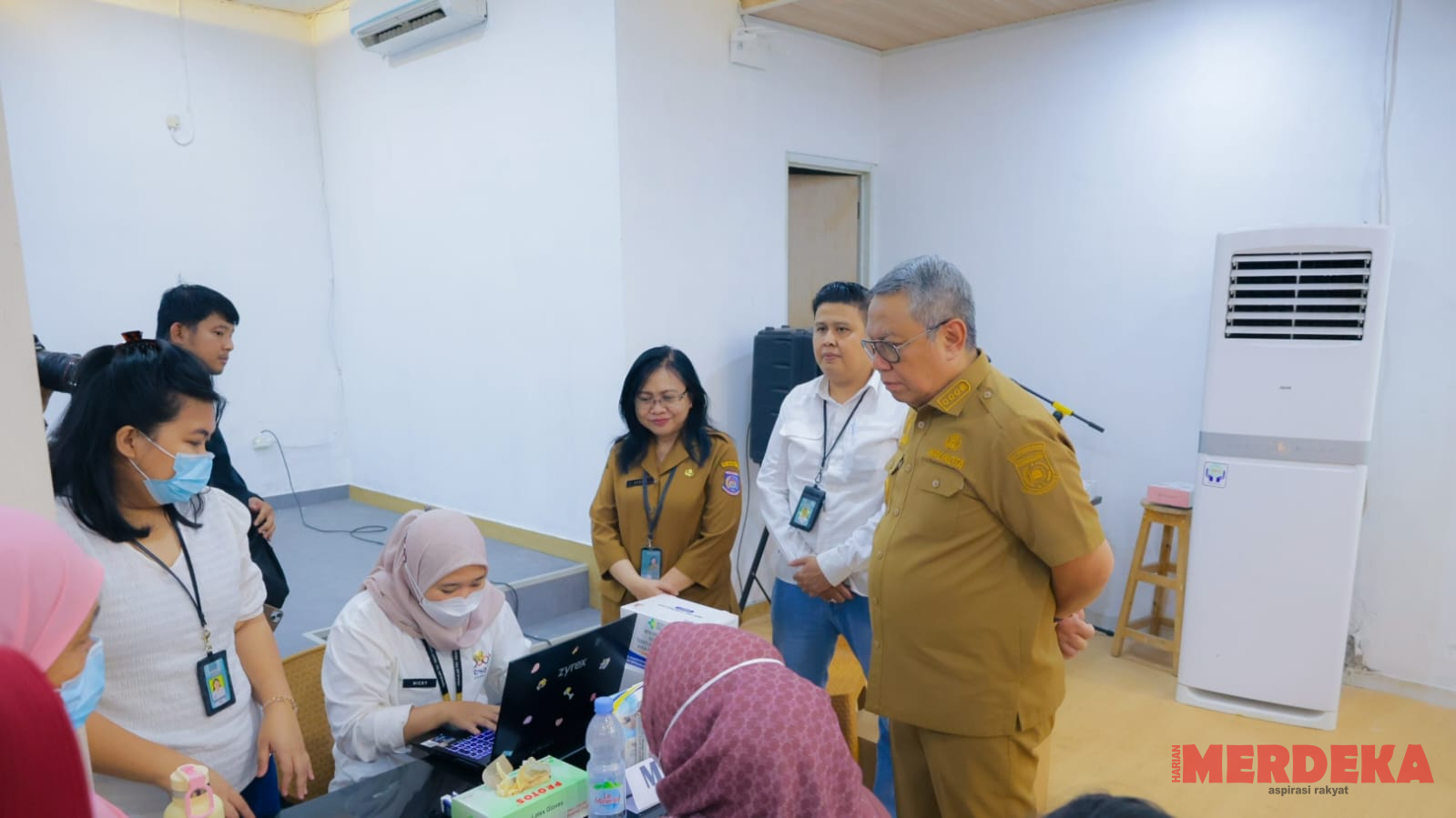 CKG Tangsel Baru 53 Persen, Benyamin Davnie Kejar Cakupan 100 Persen