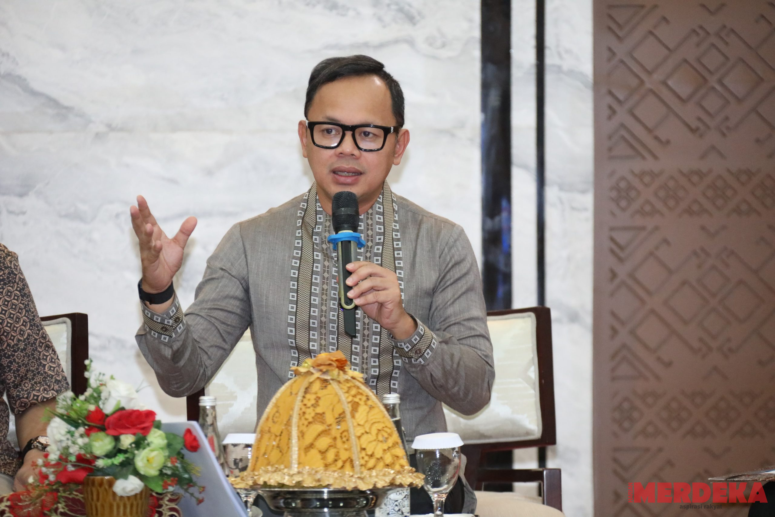 Wamendagri Bima Arya: Pertumbuhan Ekonomi Daerah Tak Hanya Bergantung pada Belanja Pemerintah
