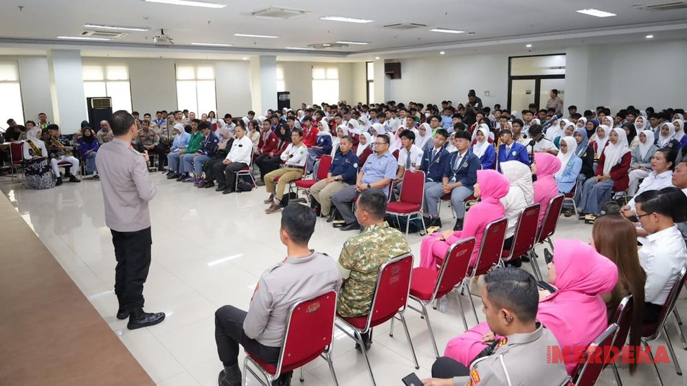 Kapolres Metro Bekasi Kota Ajak Ratusan Ketua OSIS Berani Hadapi Kegagalan