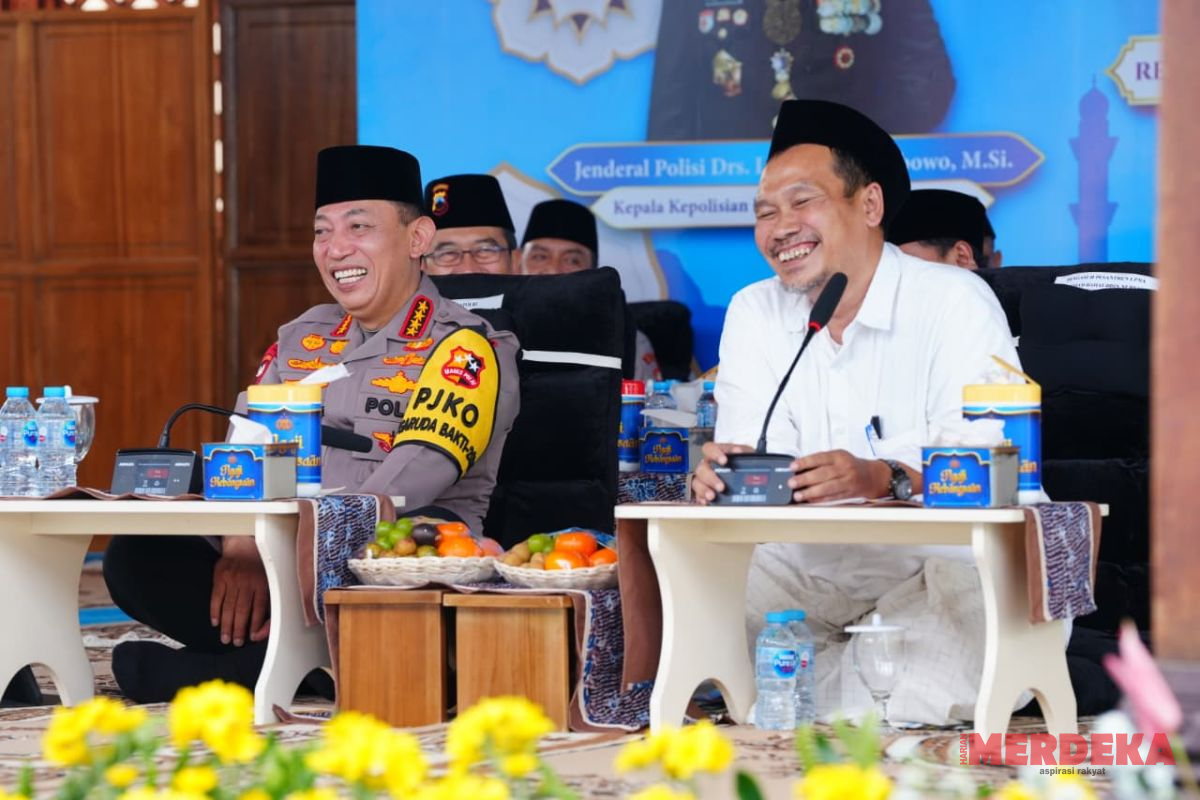 Kapolri Ajak Ulama dan Umara Bergandengan Tangan Rawat NKRI
