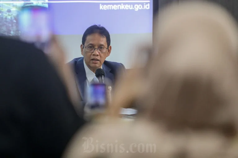 Rentetan Bencana Landa RI, Menkeu Purbaya: Dampak Ekonomi Belum Signifikan