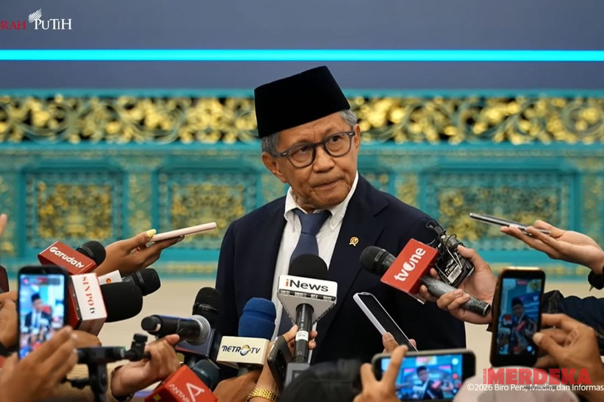 Rocky Gerung Masuk Istana, Bawa Pesan Prabowo: Jangan Sekadar Kritik, Harus Kritis!