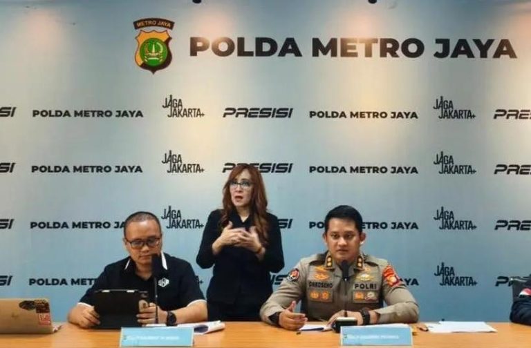 Polda Metro Jaya Bongkar Sindikat Pembobol Kartu Kredit Bermodus SMS Blast