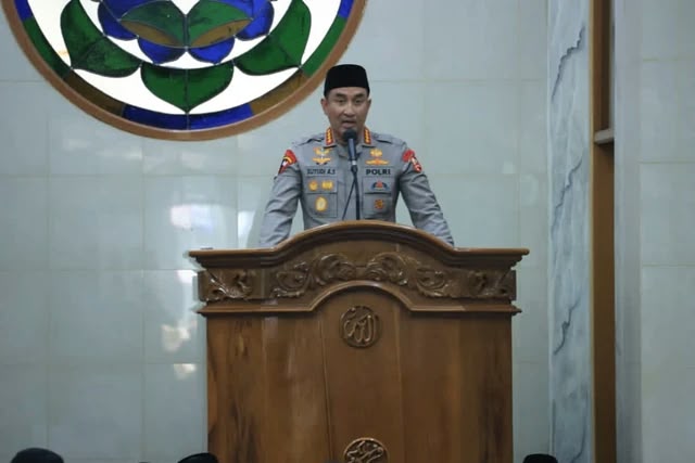 Khotbah Jumat di Mabes Polri, Kapolri Minta Anggota Jaga Kerendahan Hati