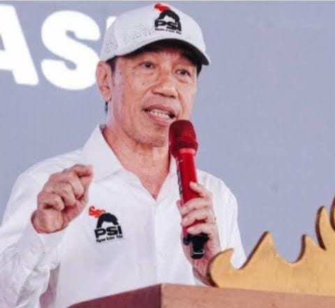 Jokowi Buka Suara soal Pergantian Kapolri, Singgung 5,8 Tahun Listyo Sigit: “Memang Sudah Saatnya”