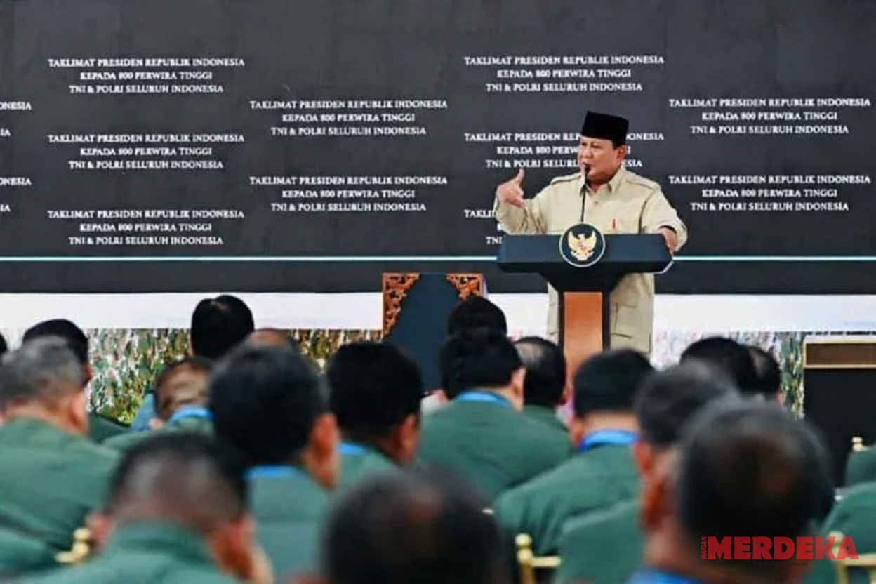 Prabowo Beri Taklimat kepada 800 Perwira Tinggi TNI-Polri di Istana