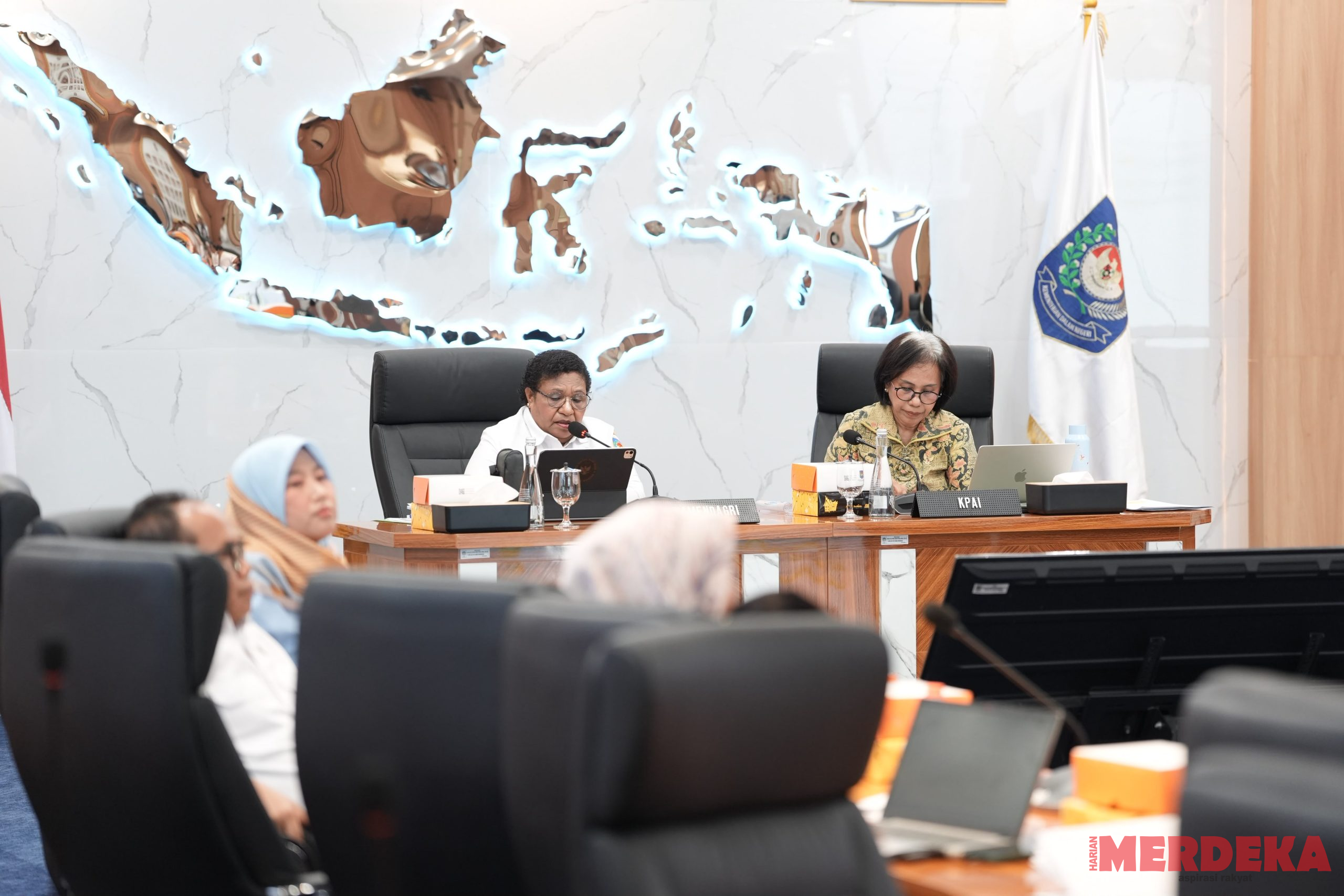 Kejar Target 100 Persen, Wamendagri Ribka Dorong Pemda Percepat Kepemilikan Akta Kelahiran Anak