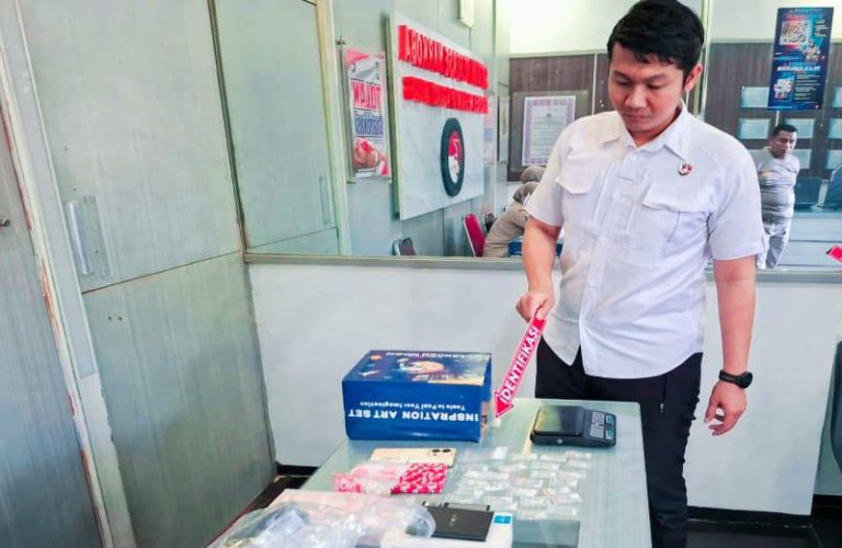Polres Malang Gagalkan Peredaran 49 Gram Sabu di Turen, 2 Pelaku Ditangkap