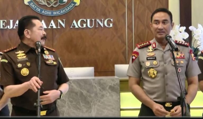 Kapolri Suyudi Ario Seto Temui Jaksa Agung Burhanuddin, Perkuat Sinergi Hukum