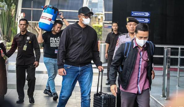 Diduga Jual Beli Audit, Bupati Klaten dan Kepala BPK Jateng Ditangkap KPK