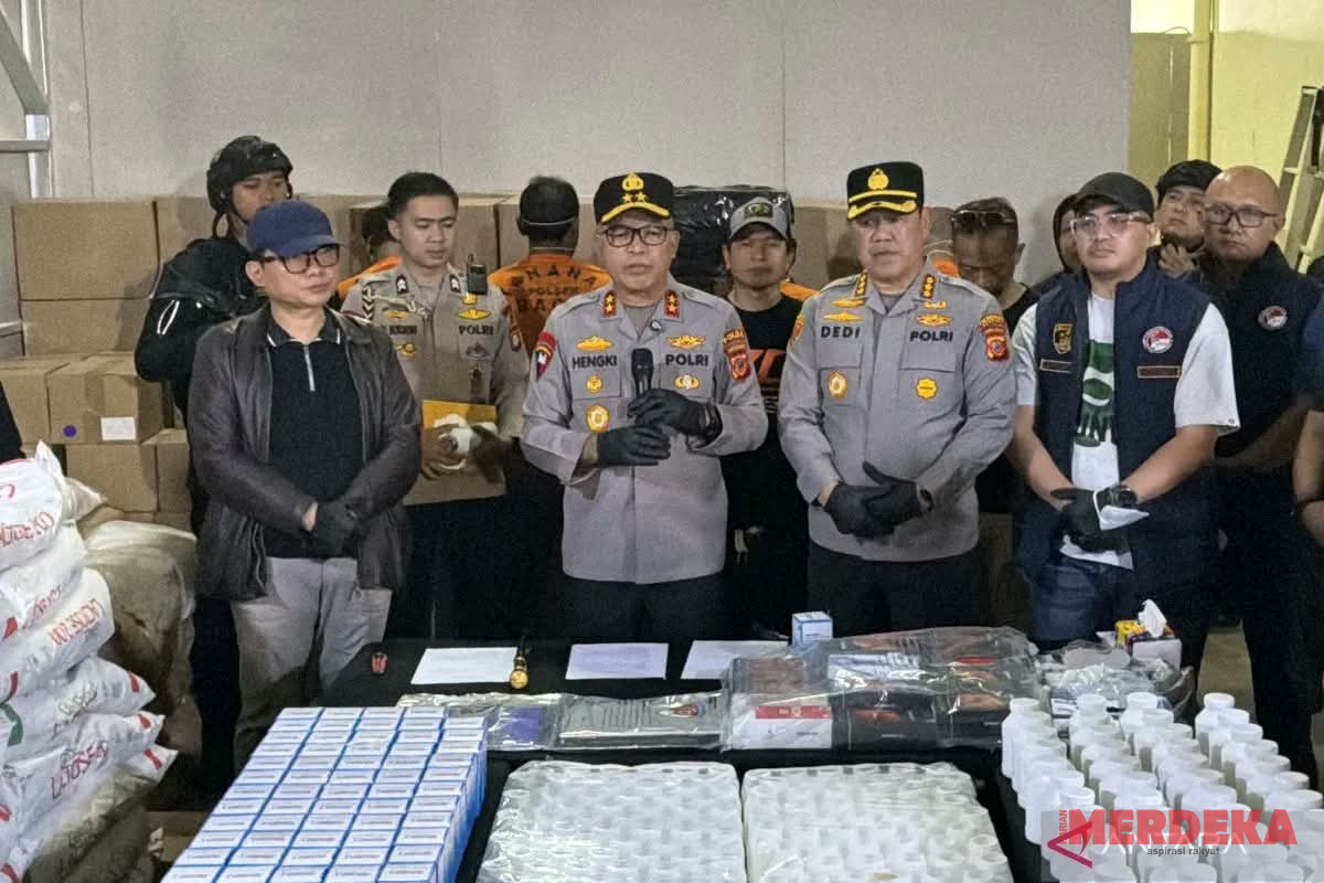 Kapolda Jabar Ungkap Pabrik Obat Keras Ilegal di Kota Bandung, 5 Orang Ditangkap