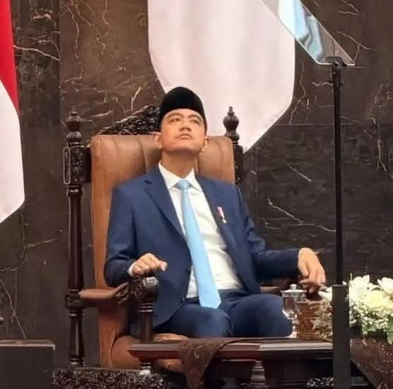 Ratusan Ulama dan Kiai Demo di DPRD Jatim, Desak Evaluasi Kelayakan Gibran hingga Wacana Pemakzulan