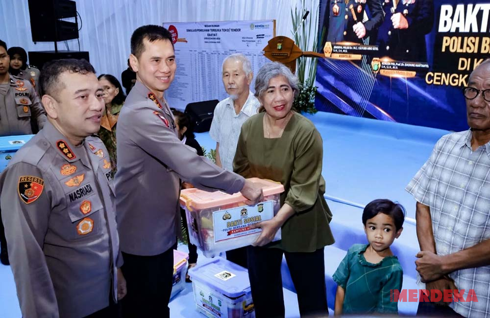 Pasca Penindakan Narkoba, Polda Metro Jaya Gelar Baksos di Kampung Ambon